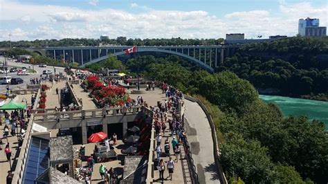 Crossing Border Into Canada – Taking the Rainbow Bridge to Canada - Your Full Time RV Living