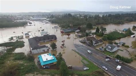 Tillamook residents cleaning up after heavy rains cause flooding