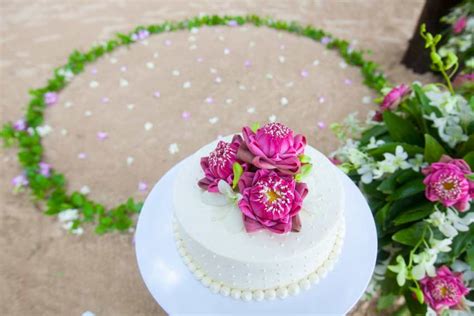 Khao Lak Beach wedding | Guide to wedding in Thailand