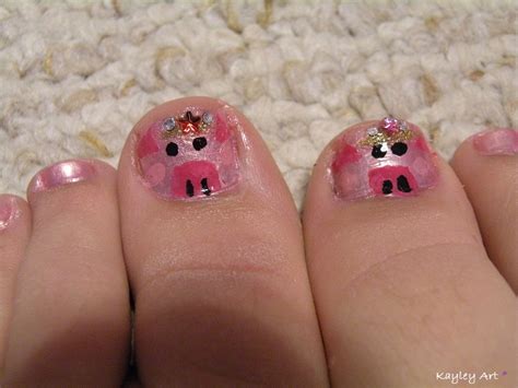 Kayley's Nail Art: Piggy Toes!