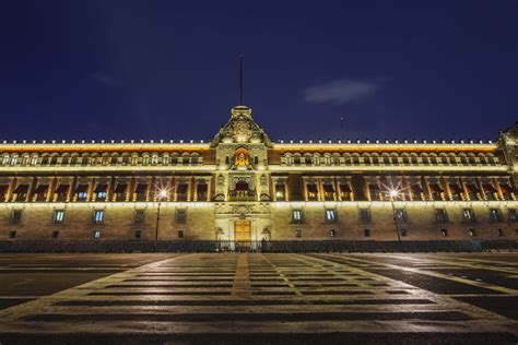 palacio-nacional-cdmx-mexico-portada-shutterstock_615759578 - Polemón