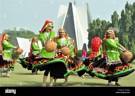 Patiala, India. 11th Feb, 2016. Girls students perform Punjabi folk ...