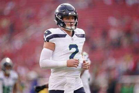 Where Did Drew Lock Go to College? Revisiting Seahawks QB’s College ...