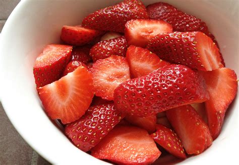 Free photo: Sliced Fresh Strawberry - White, Juicy, Vibrant - Free Download - Jooinn