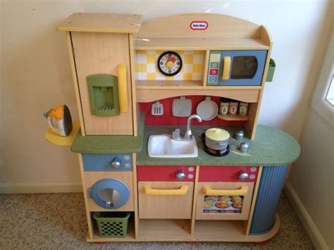 Little Tikes Deluxe Kitchen Set - All About Kitchen Set