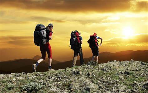 Top 10 Best Trekking Routes in the World - Thrive Global