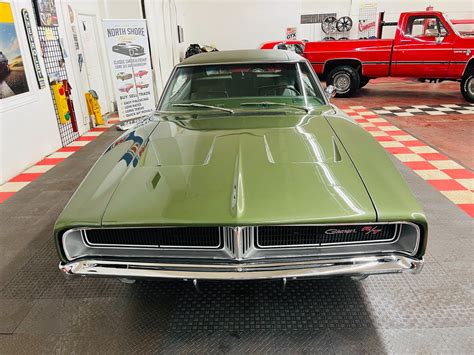 1969 Dodge Charger - R/T - 426 HEMI - 4 SPEED MANUAL - CONCOURSE ...