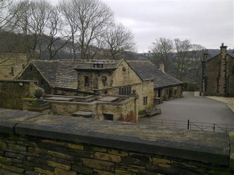 Shibden Hall | Historic home, Architecture old, Unique architecture