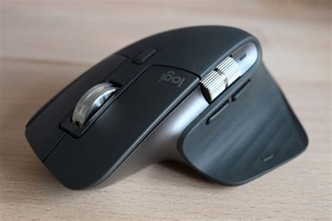 Logitech MX Master 3S review: quiet riot | Stuff