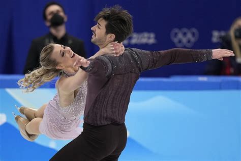 Exes Madison Hubbell, Zachary Donohue win ice dancing bronze at Olympics