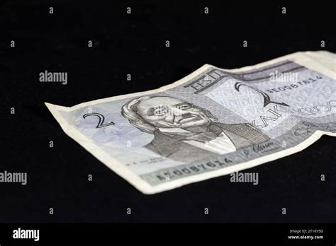 Picture of a banknote of two estonian crowns. The kroon was the ...