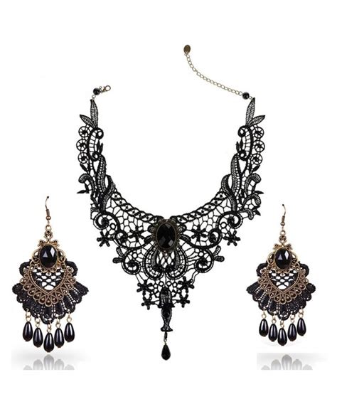 Black Velvet with Silver-Tone Black Teardrop Pendant Choker Necklace - CV12NESK0B5