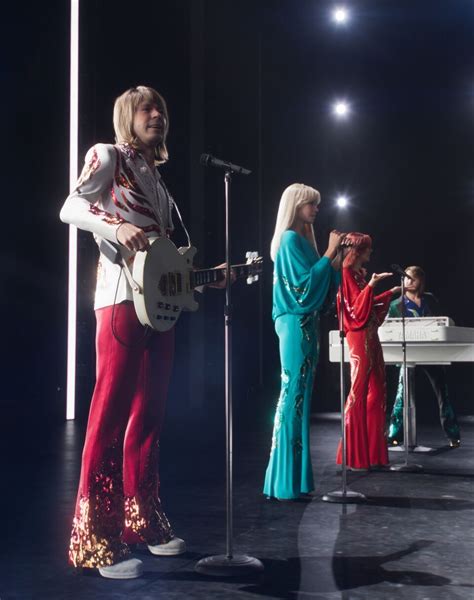 ‘ABBA Voyage’ Tour Makes $2 Million a Week With an Avatar Band - Bloomberg