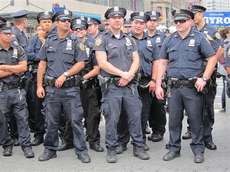 Gallery For > Nypd Officer Uniform | Nypd, Uniform, Men in uniform