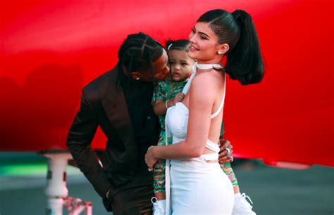 Watch Kylie Jenner and Her Daughter Stormi in Their New Cosmetics ...