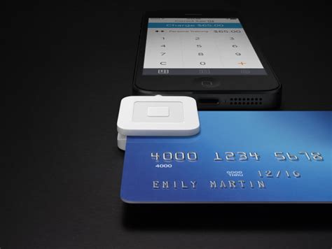 Square Unveils Redesigned Square Credit Card Reader - iClarified