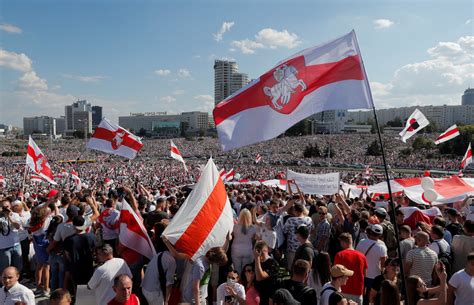 A Crackdown on Belarus Protests Backfires. Here’s What Videos Show. - The New York Times