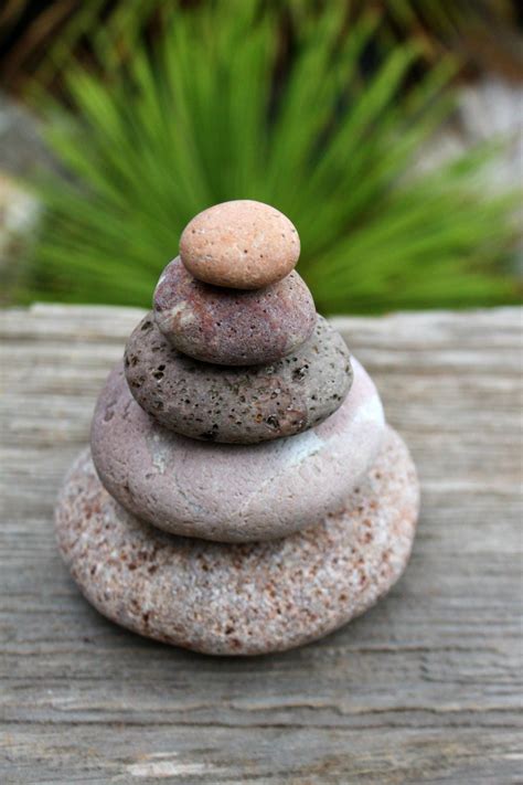 Beach pebbles cairn 0.9 to 3.5 inches zen art ideas balanced rocks craft supplies reddish color ...
