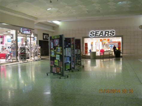 Trip to the Mall: Washington Square Mall - (Indianapolis, Indiana)