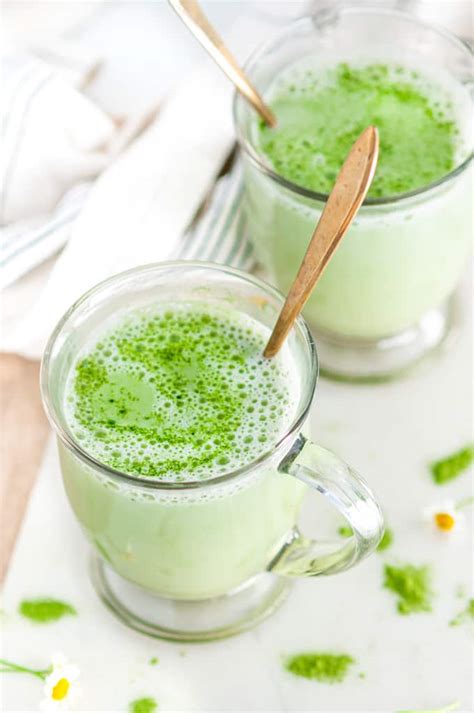 Matcha Green Tea Latte - Aberdeen's Kitchen