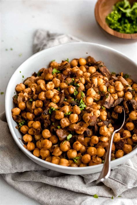 Easy Spiced Chickpeas - Running on Real Food