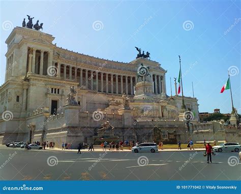 The Victor Emmanuel II Monument in Rome. Italy Editorial Photography - Image of famous, marble ...