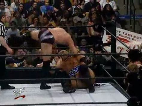 WWF KOTR2000 Semi-Final Rikishi vs Val Venis - video Dailymotion