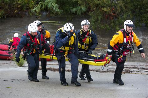 California storm: 10 houses condemned; mandatory evacuations lifted - Los Angeles Times