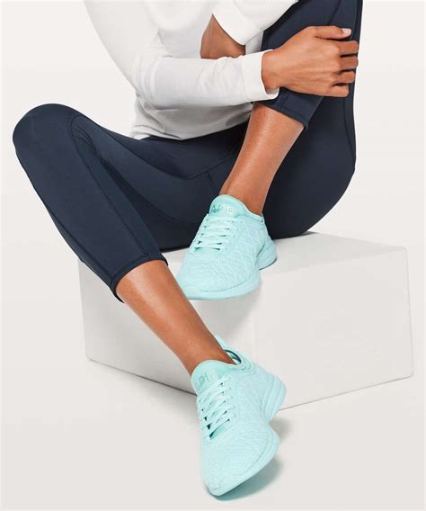 Lululemon Womens TechLoom Phantom Shoe - Spearmint - lulu fanatics