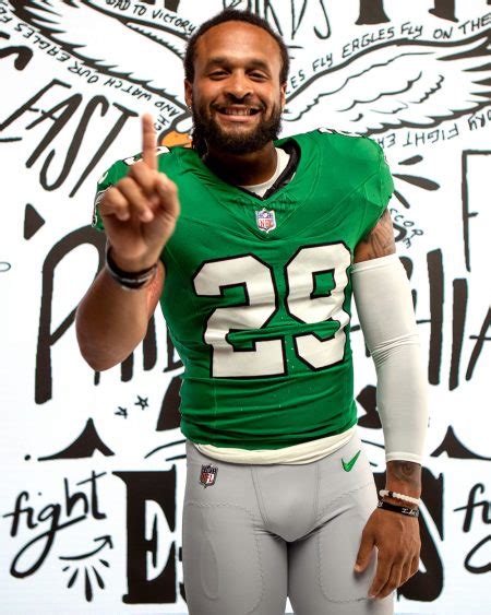 Philadelphia Eagles Unveil Kelly Green Throwback Uniforms After Images ...