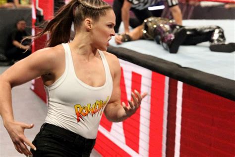 How Ronda Rousey’s absence affected WWE Smackdown’s move to FOX? - myKhel