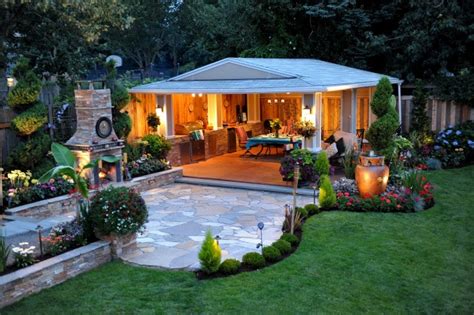 20 Dream Backyards for Your Ideal Home