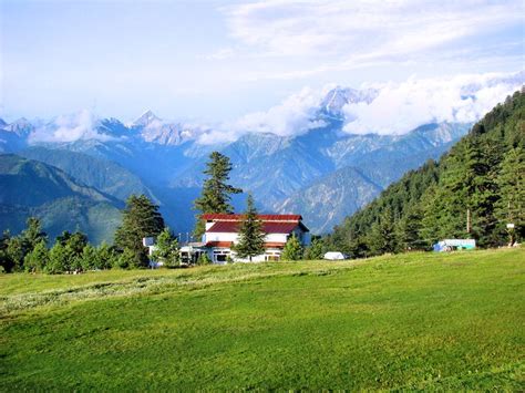 3 Days Trip to Nathia gali & Shogran Honeymoon Tour Package