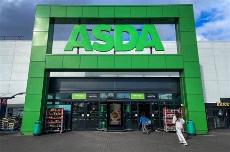 New Year's Day supermarket opening times for Aldi, Asda, Tesco, Morrisons, Sainsbury's and more