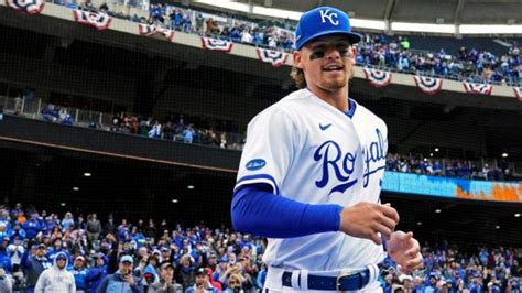 Royals rookie Bobby Witt Jr. shines in debut, notches go-ahead double ...