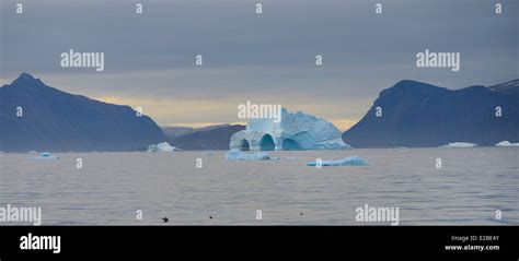 Greenland, Nutaarmiut region, Baffin Bay, Icebergs Stock Photo - Alamy