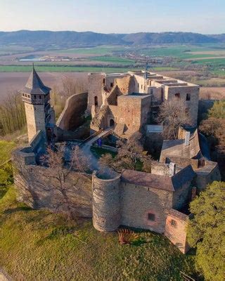 Torrechiara castle, Italy : r/castles