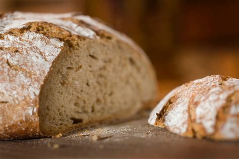 10 Delicious German Bread Recipes for Your Home Oven | German bread, Bread, Food