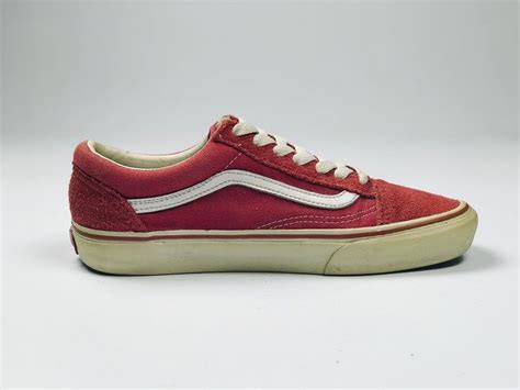 Vans old skool red in 2020 | Vans old skool, Old skool, Vans old skool sneaker