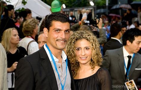 Picture Of John Aloisi With His Wife | Super WAGS - Hottest Wives and ...