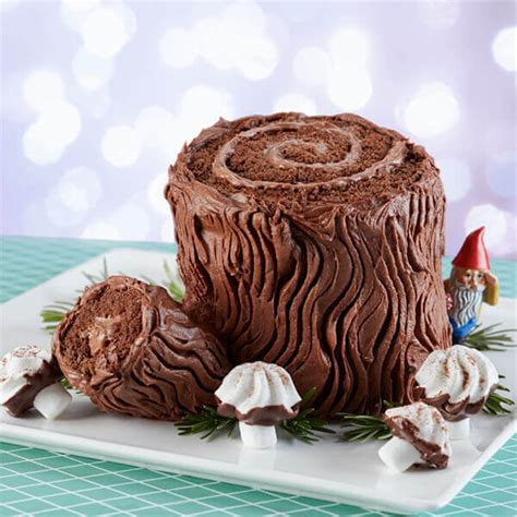 Yule Log Cake Recipe | Land O’Lakes