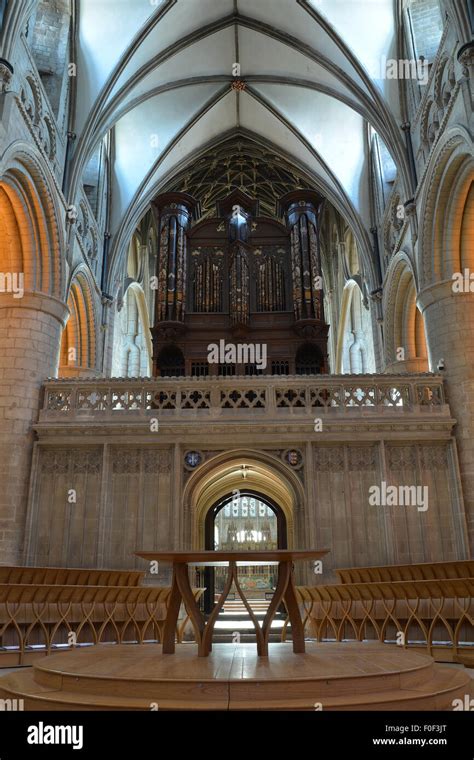 Gloucester Cathedral Organ Stock Photo - Alamy