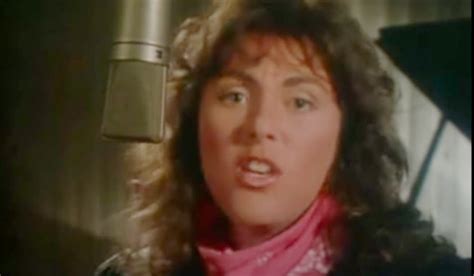 Laura Branigan - 'Solitaire' Music Video from 1983 | The '80s Ruled