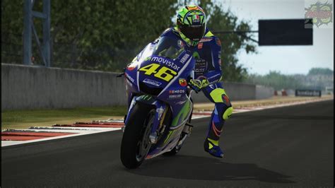 MotoGP 17 | First Play & First Impressions - YouTube