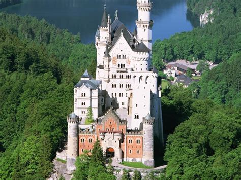 BEST TOURIST SPOTS: Castles of Germany Stills