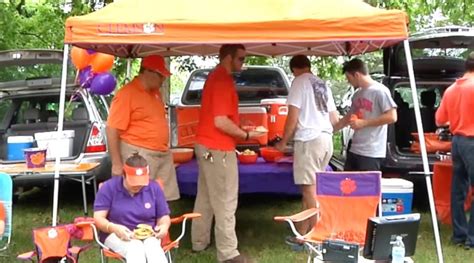 Don’t fumble your tailgate safety | Morning Ag Clips