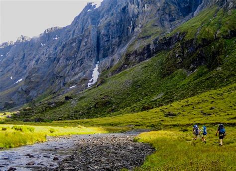 Wanaka Hikes | 5 of the Best Hikes in Wanaka New Zealand