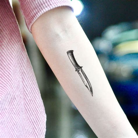 Bowie Knife Temporary Tattoo Sticker - OhMyTat | Knife tattoo, Blade tattoo, Vintage tattoo design