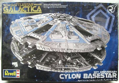 Revell 1/48 Cylon Basestar from Battlestar Galactica (ex-Monogram), 85-6443