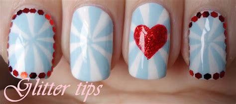 Glitter Tips: Valentines - Nail Art